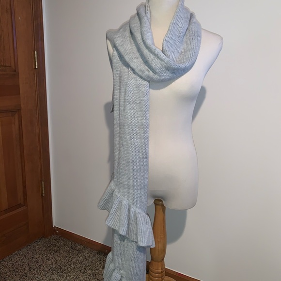 Express Scarf - Picture 3 of 6